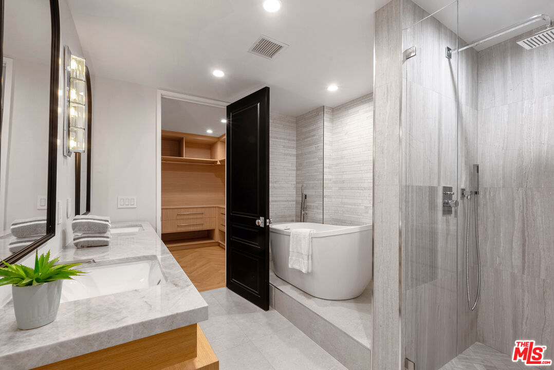 MLS #25531355 image #23