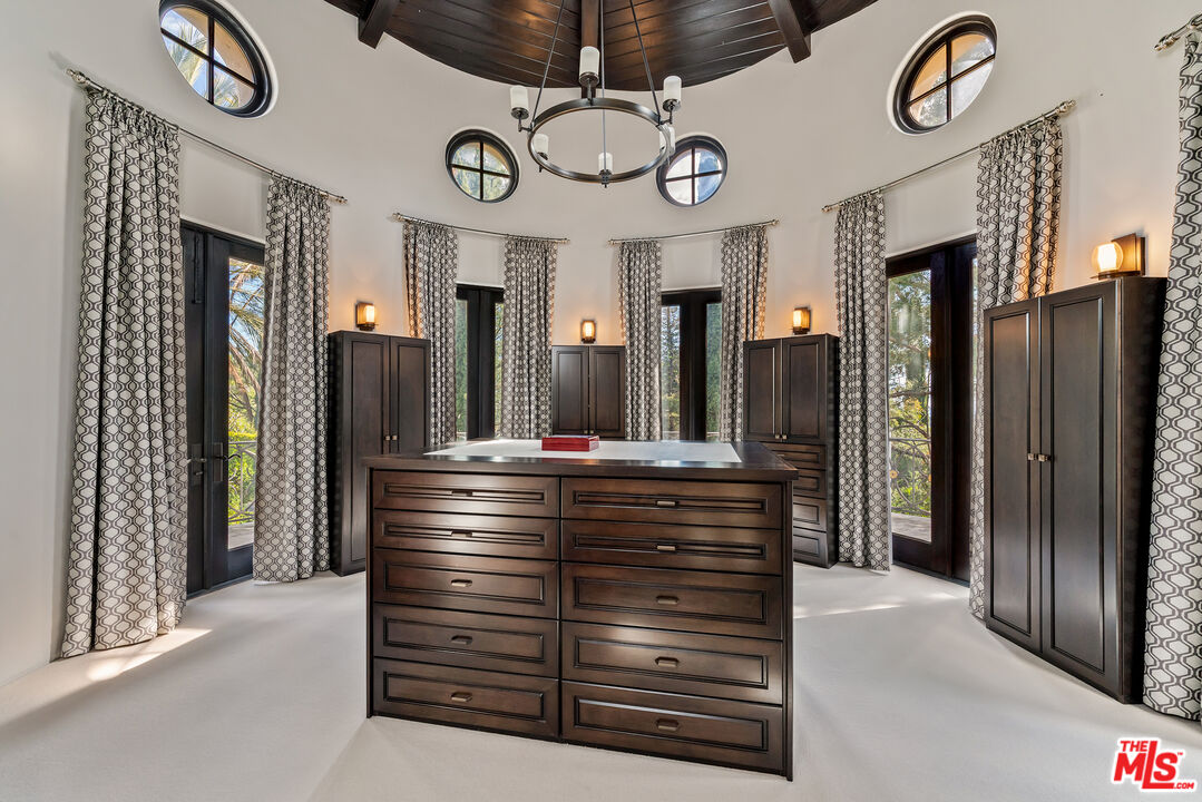 MLS #25531613 image #22