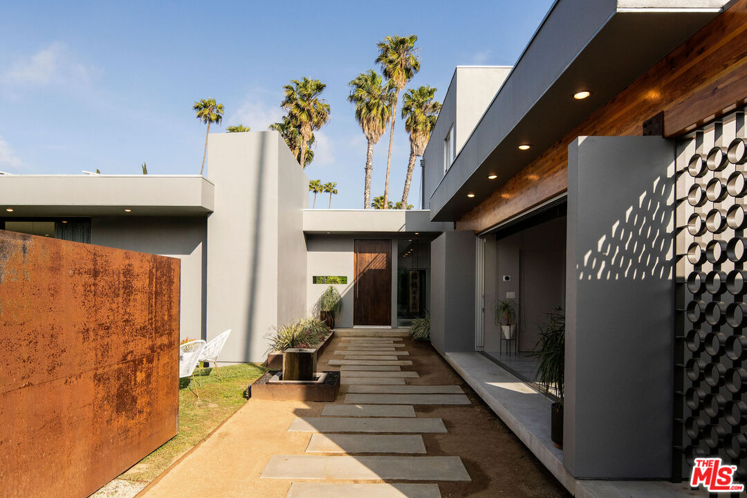 MLS #25531813 image #1