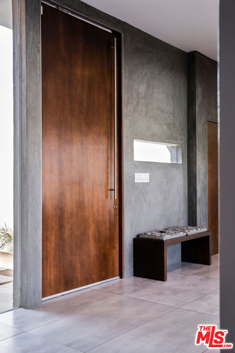 MLS #25531813 image #2