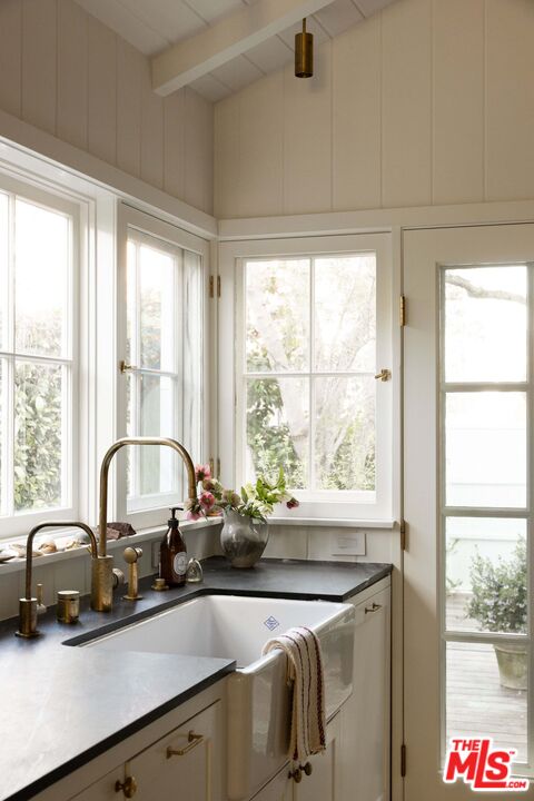 MLS #25532011 image #12