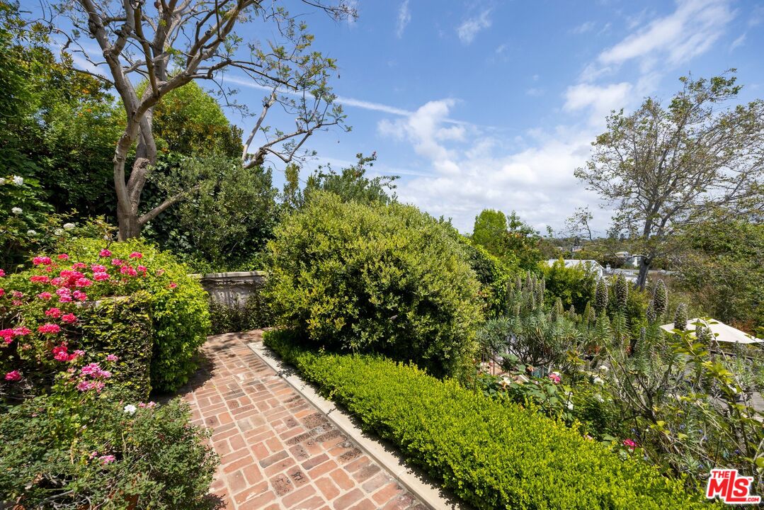 MLS #25532383 image #24