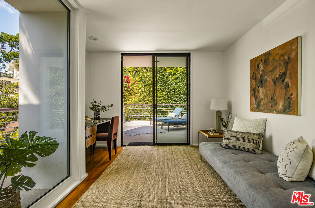 MLS #25532389 image #16