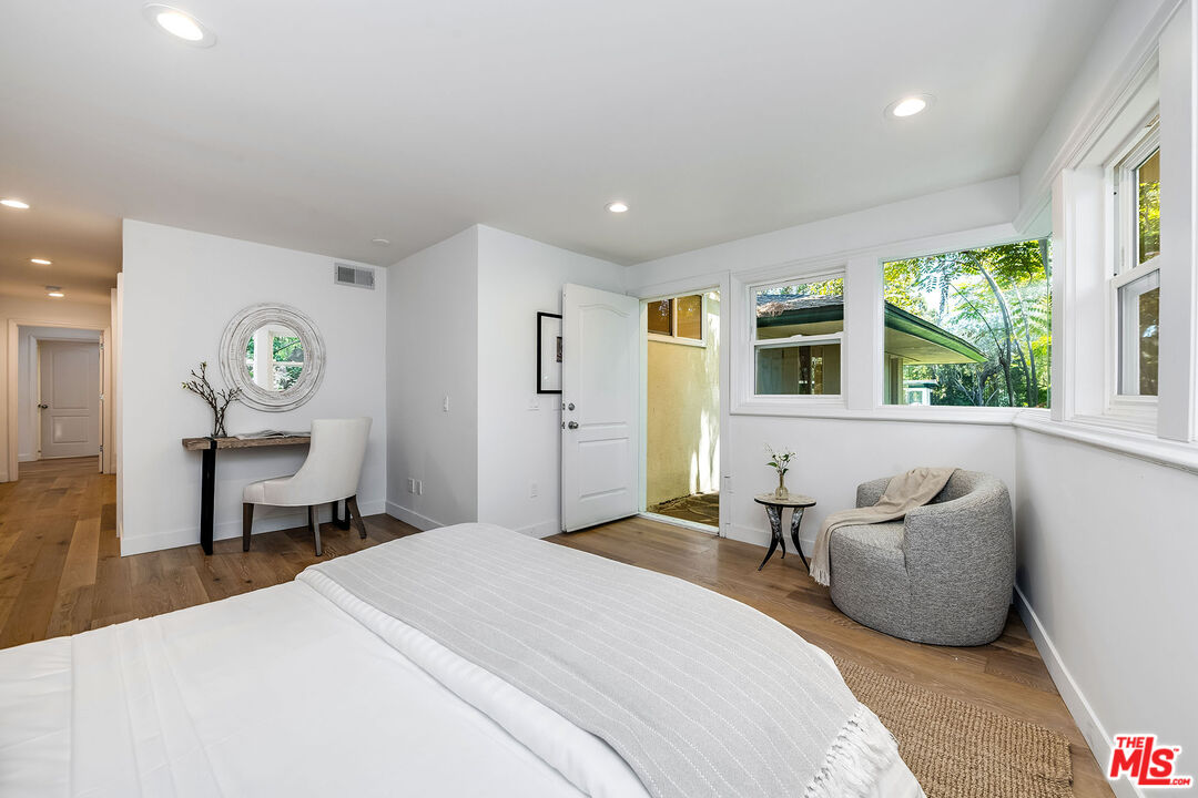 MLS #25532555 image #35