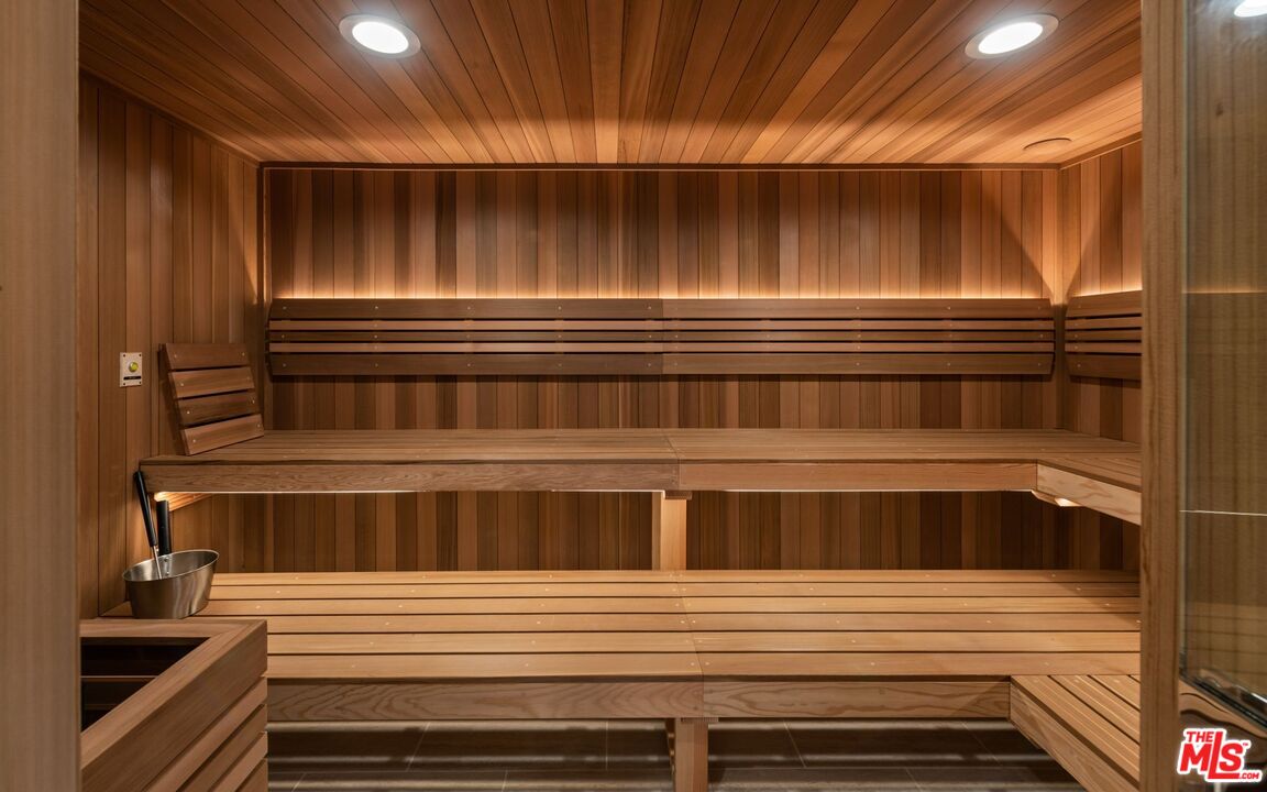 MLS #25532557 image #21