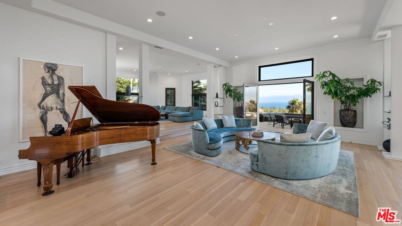 MLS #25532557 image #7