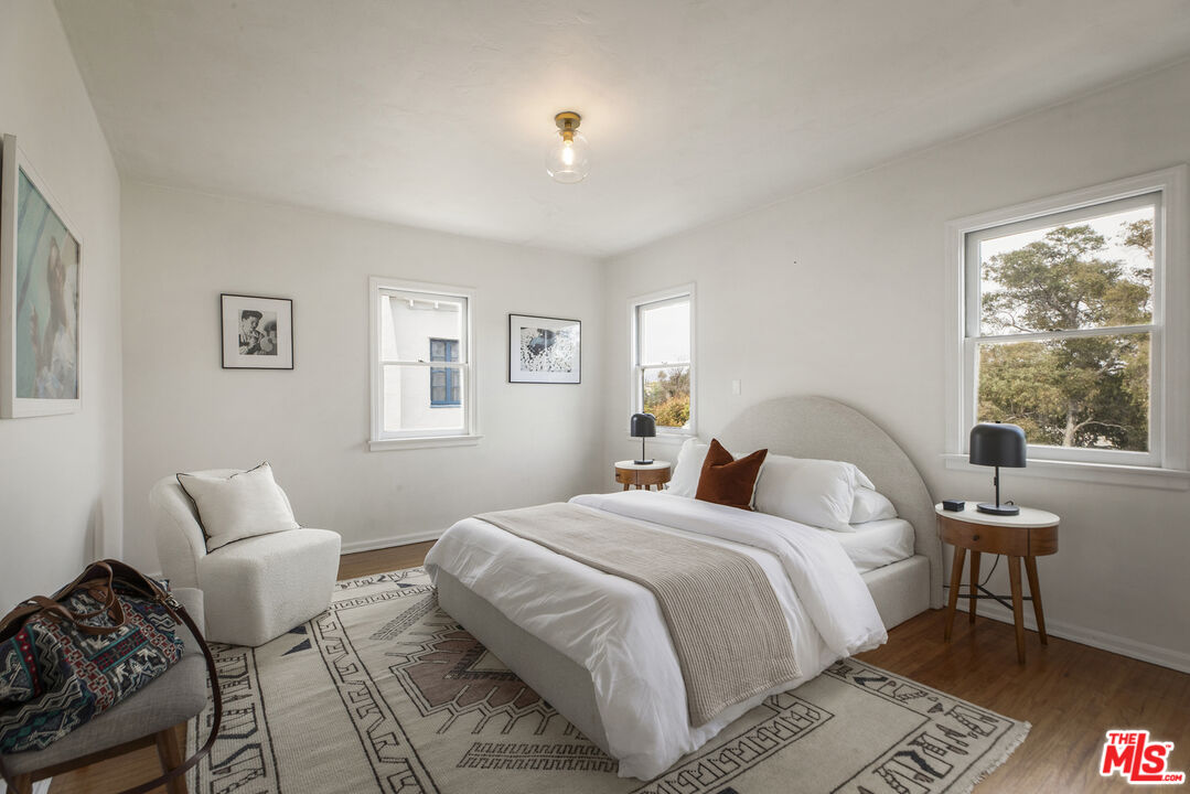 MLS #25532689 image #24