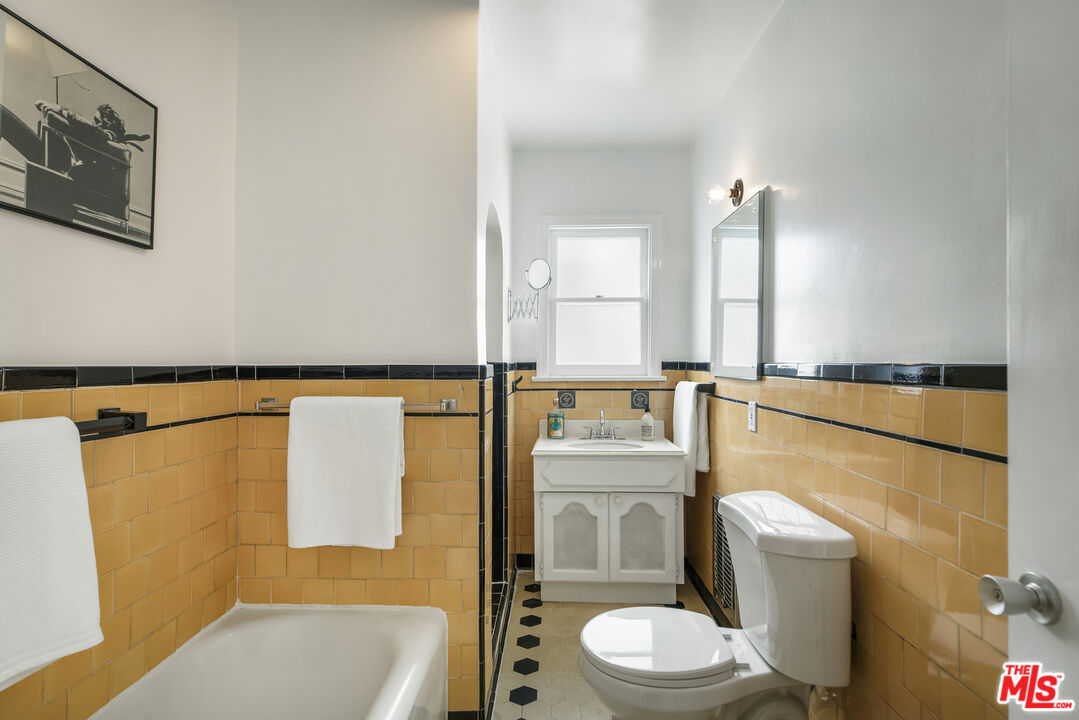 MLS #25532689 image #25