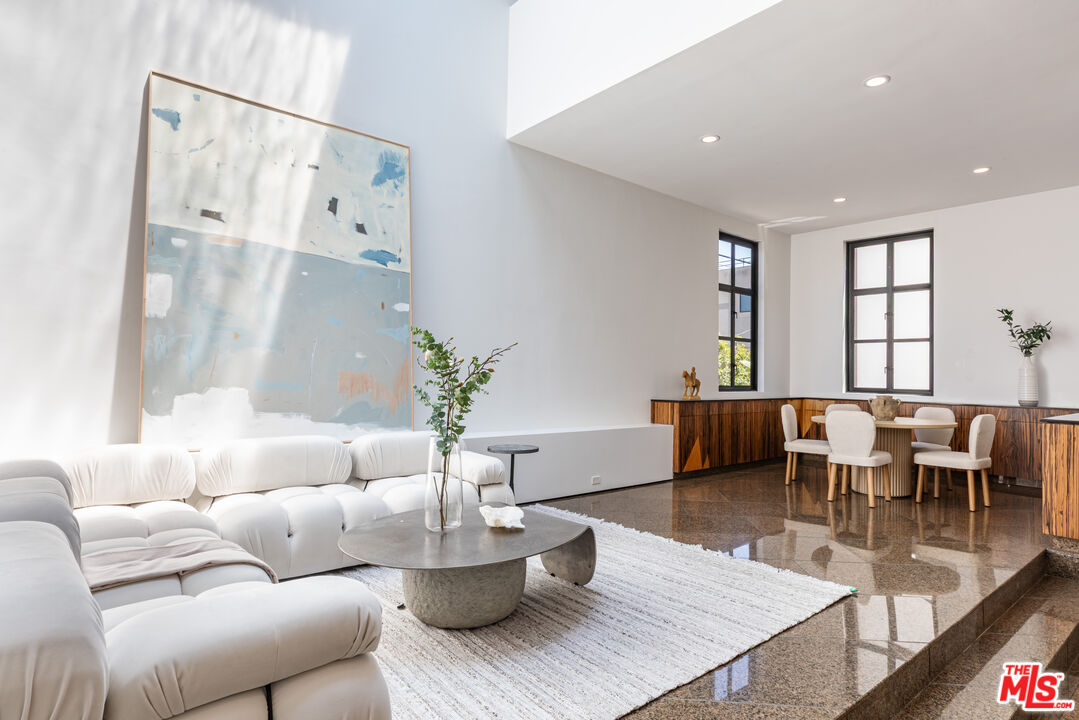 MLS #25532885 image #13