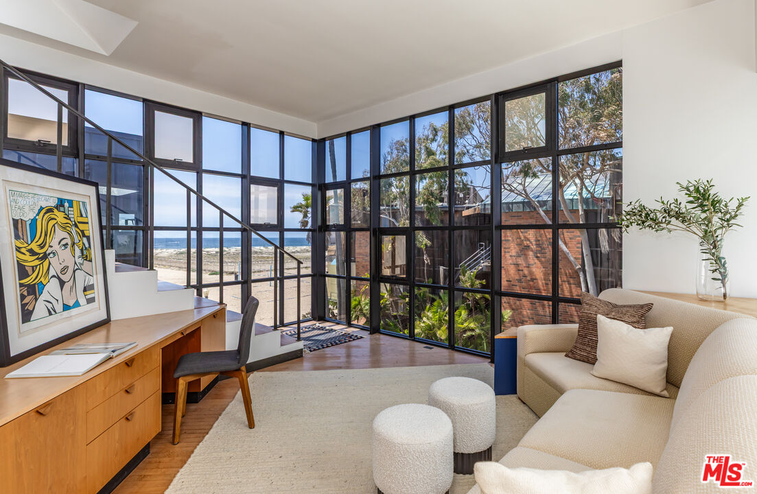 MLS #25532885 image #14