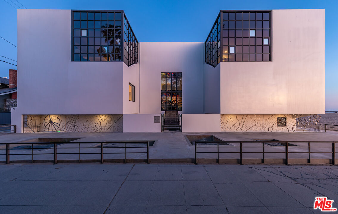 MLS #25532885 image #1