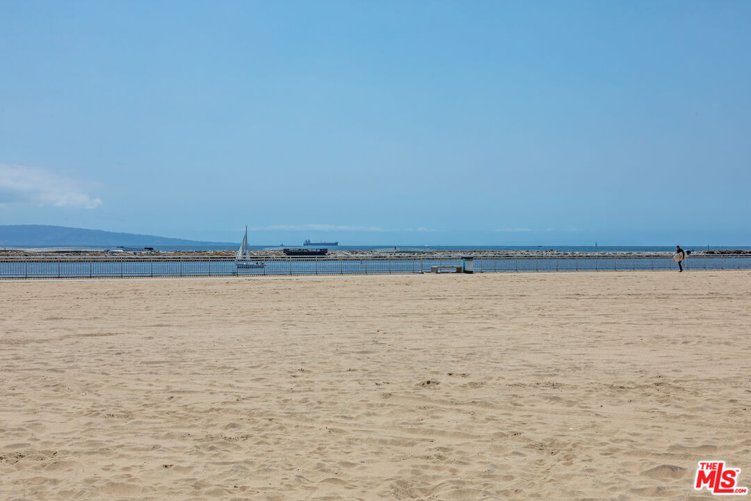 MLS #25532885 image #3