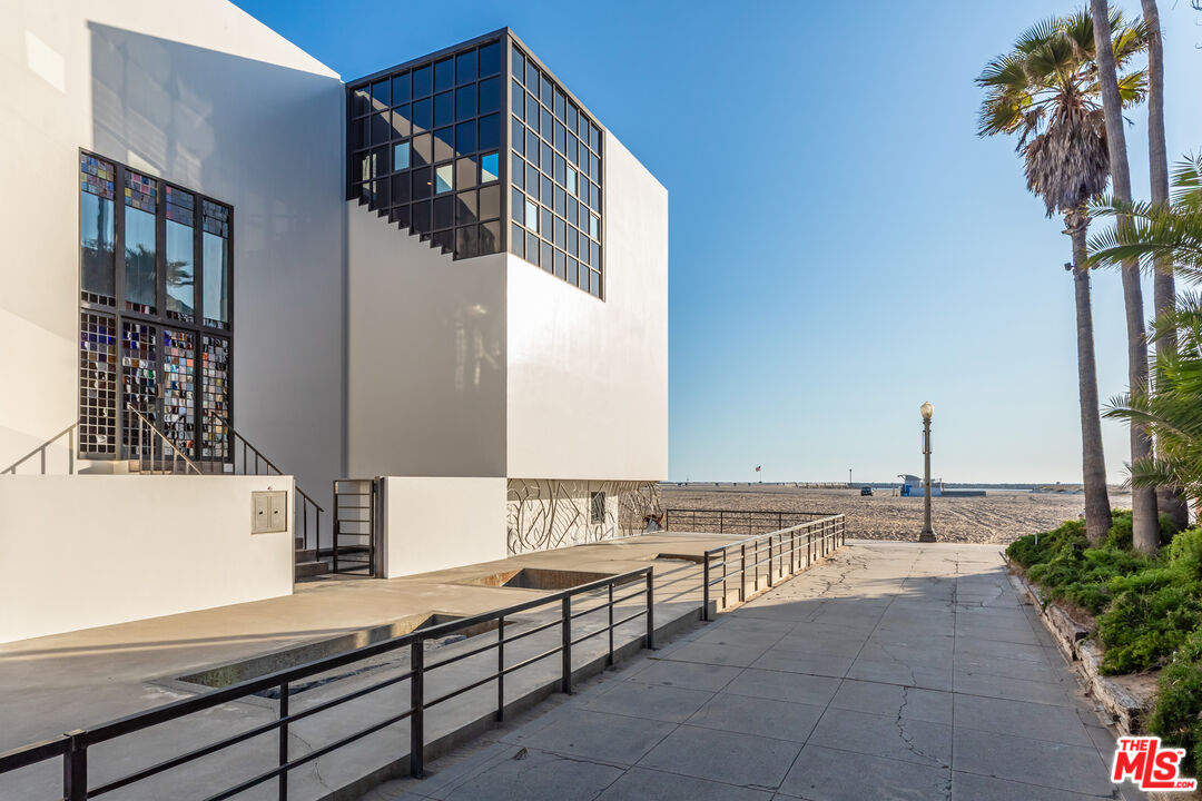 MLS #25532885 image #4