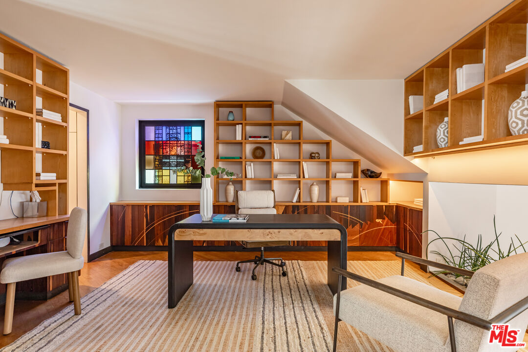 MLS #25532885 image #8