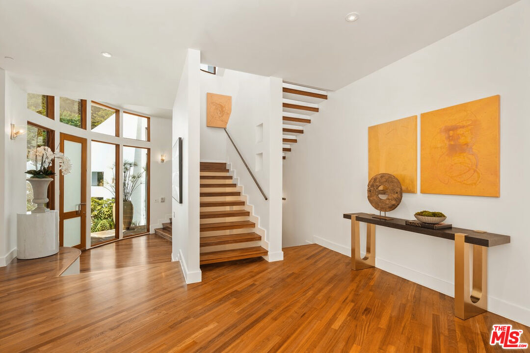 MLS #25533161 image #9