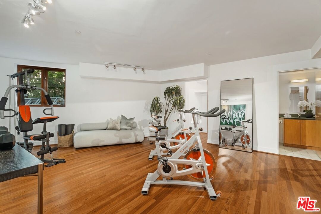 MLS #25533161 image #15