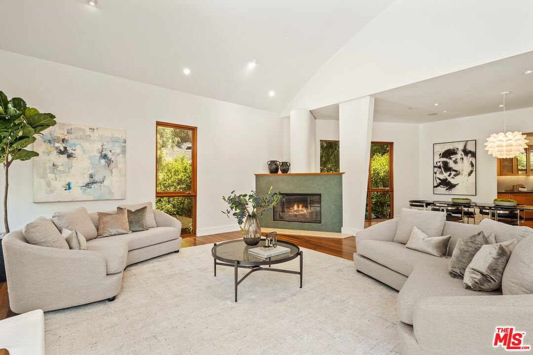 MLS #25533161 image #3