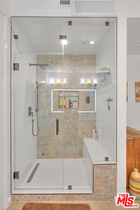 MLS #25533203 image #16