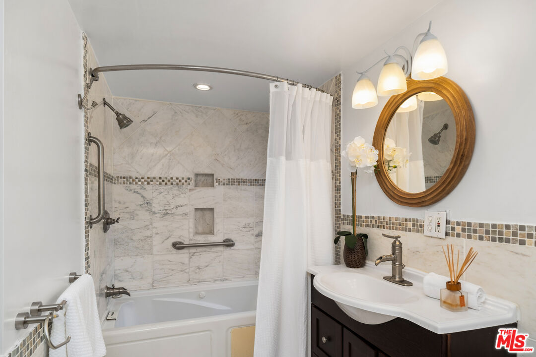 MLS #25533361 image #13