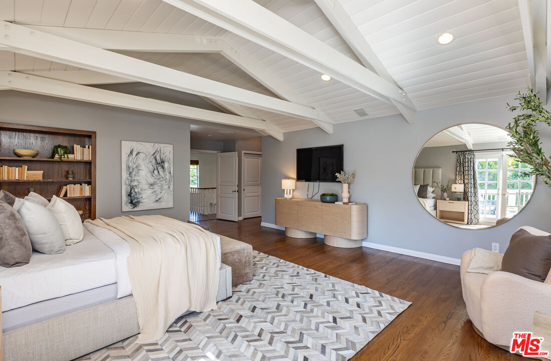 MLS #25533423 image #13