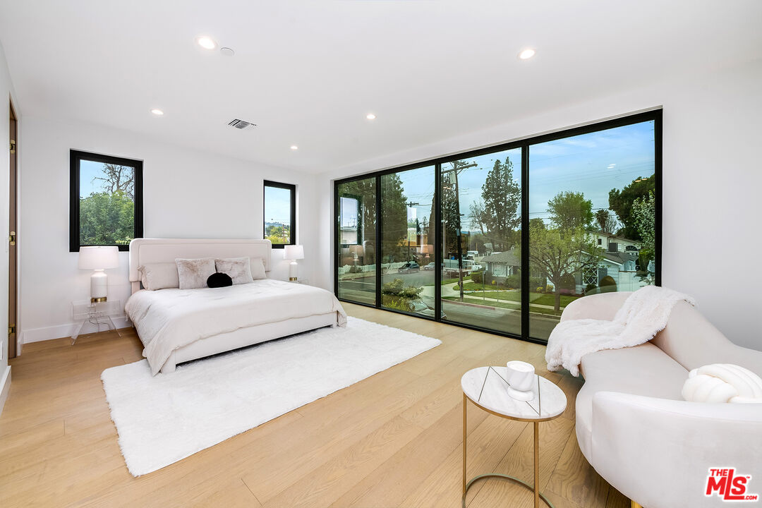 MLS #25533513 image #41