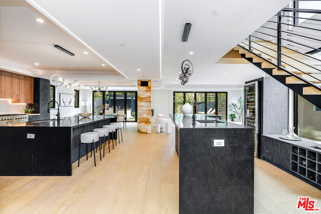 MLS #25533513 image #4