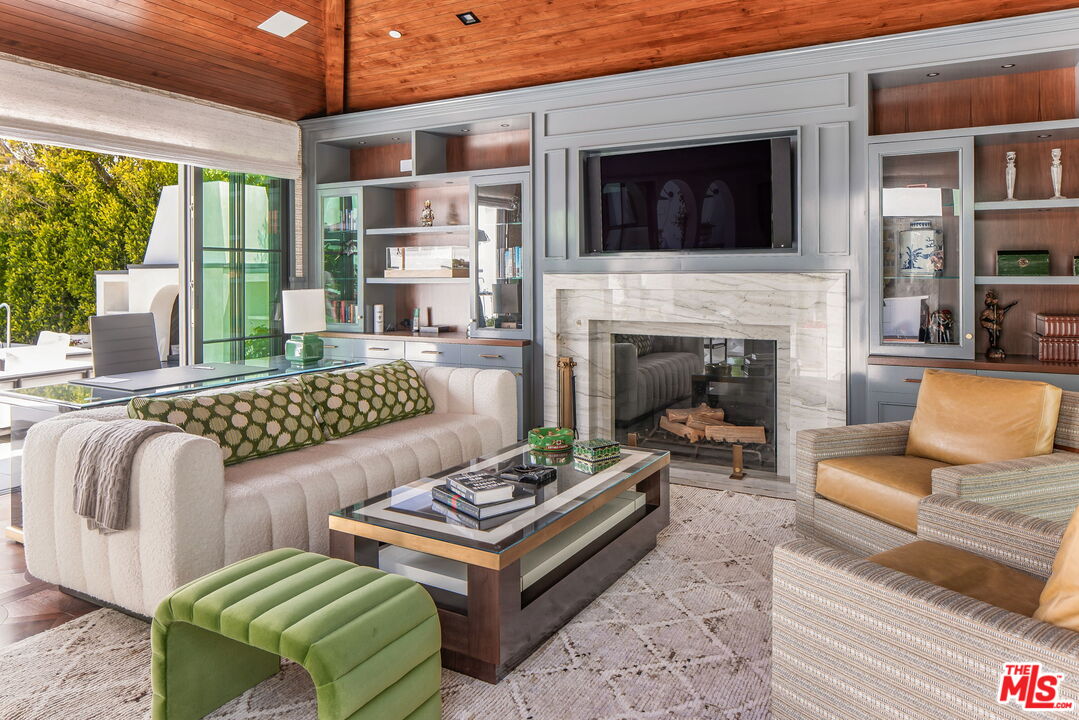 MLS #25533607 image #9