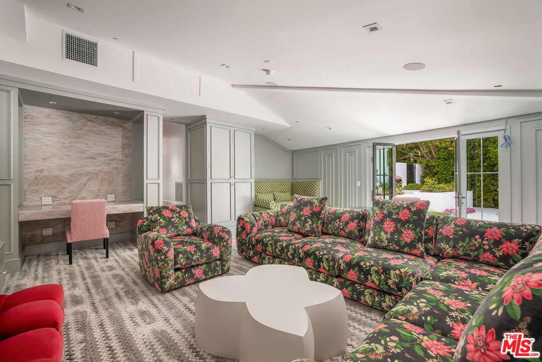 MLS #25533607 image #17