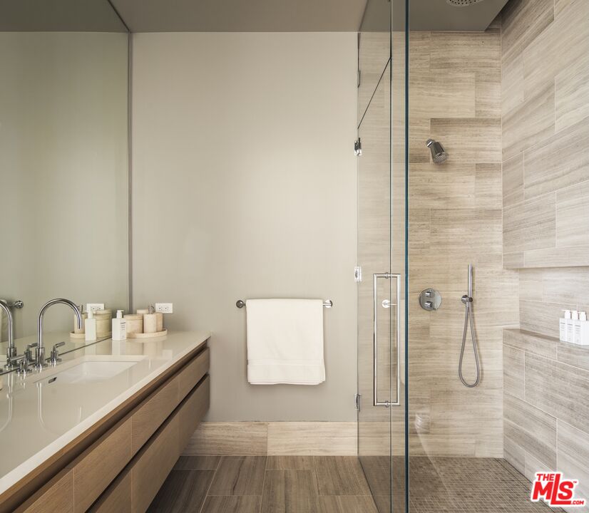 MLS #25533659 image #23