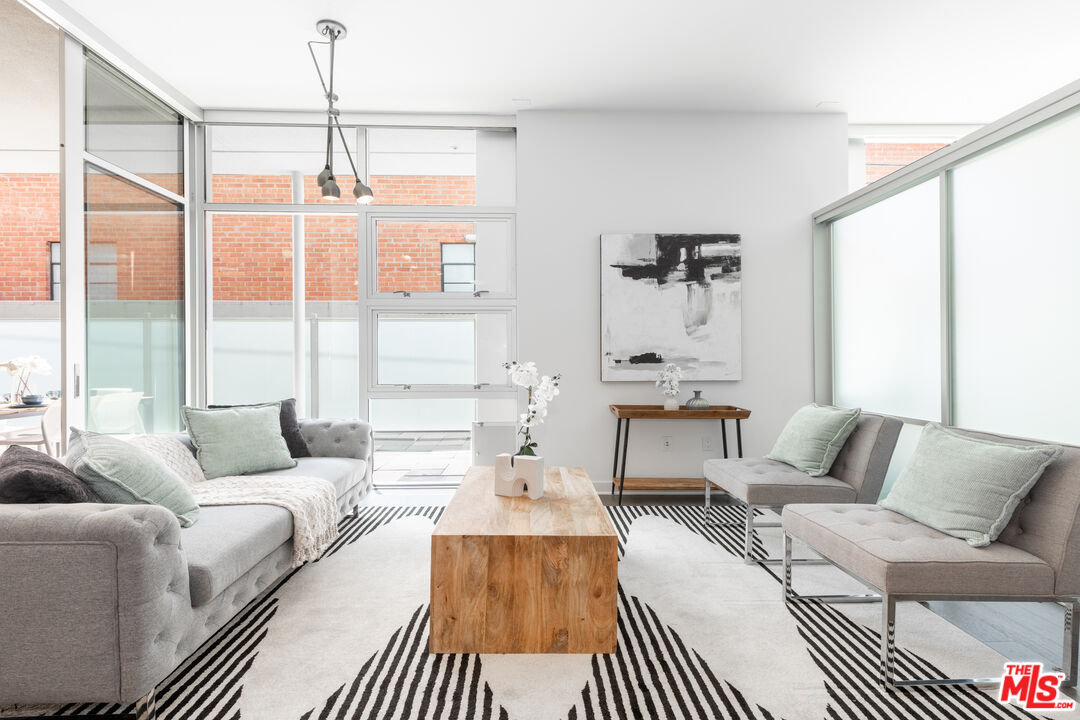 MLS #25533703 image #11