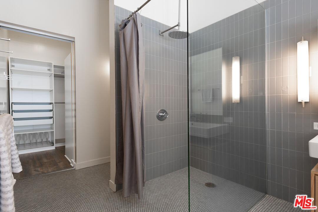 MLS #25533703 image #21