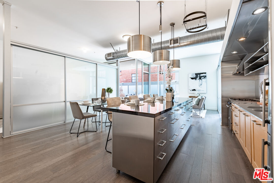 MLS #25533703 image #2