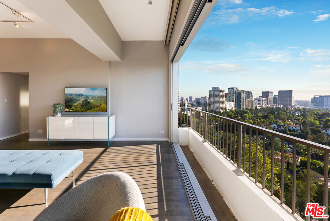 MLS #25533801 image #3