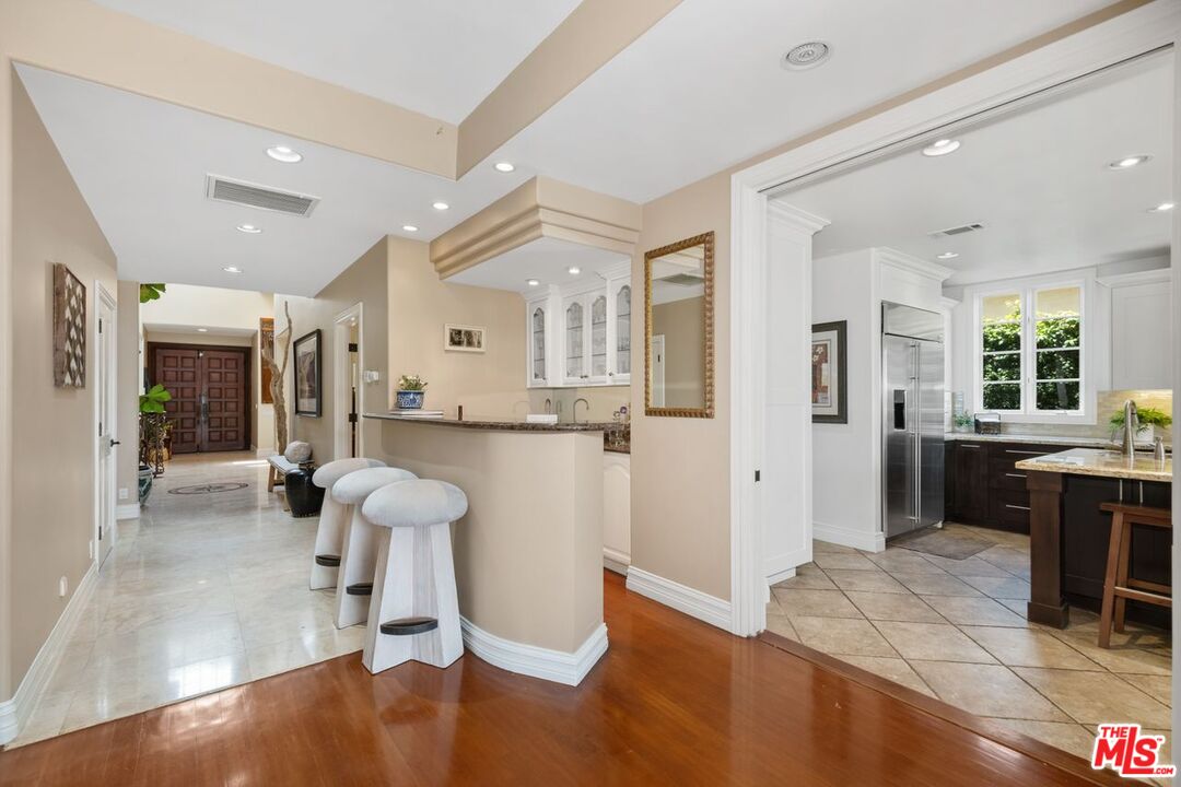 MLS #25533947 image #11