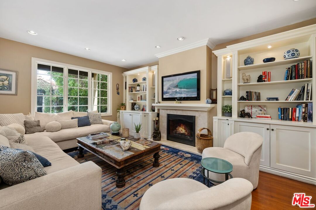 MLS #25533947 image #12