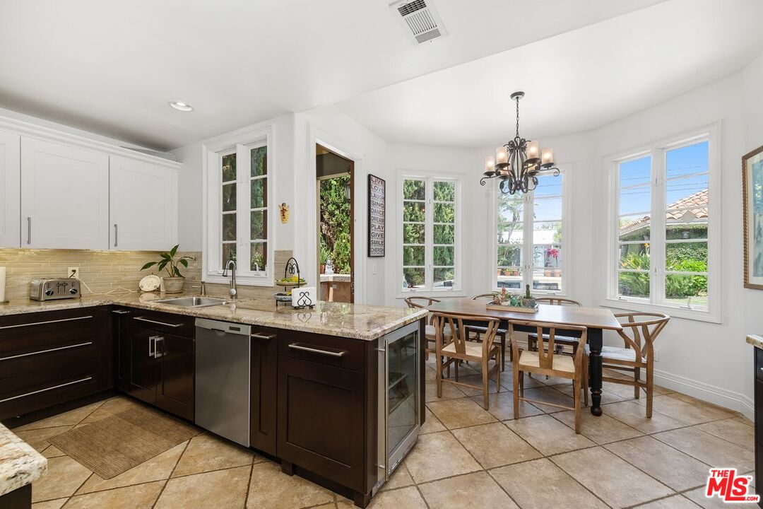 MLS #25533947 image #17