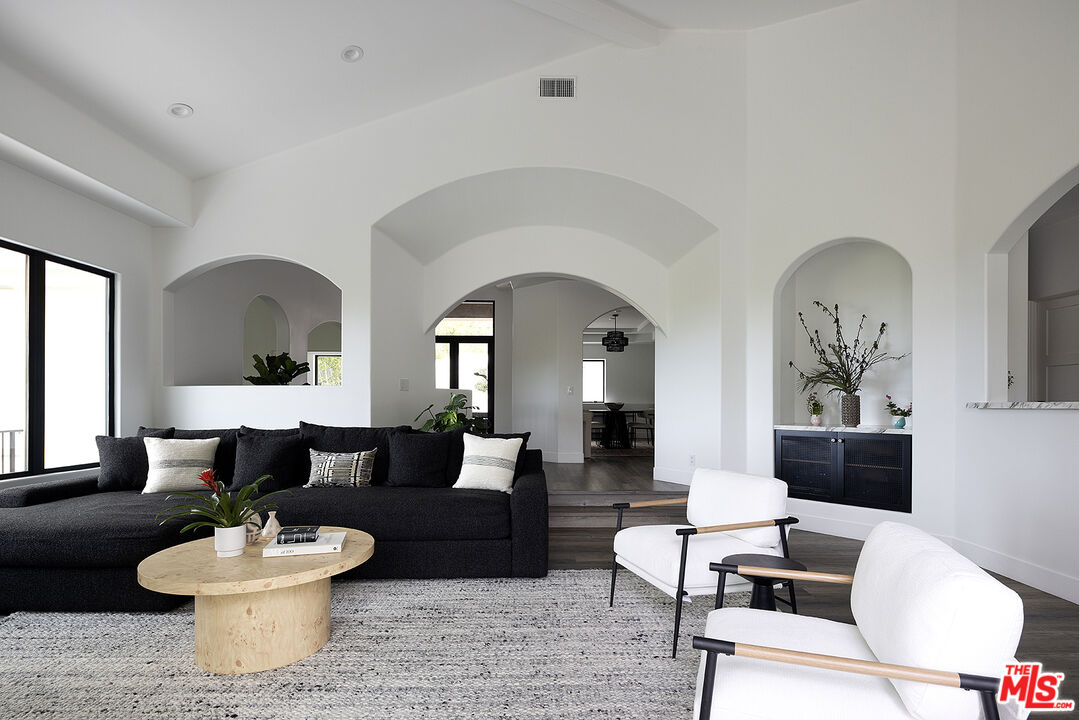 MLS #25534163 image #9