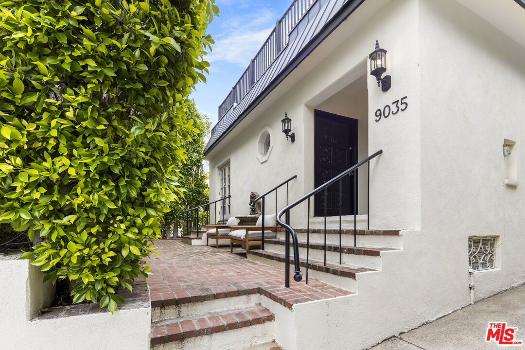 MLS #25534233 image #0