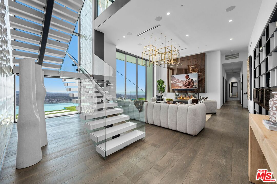 MLS #25534241 image #9