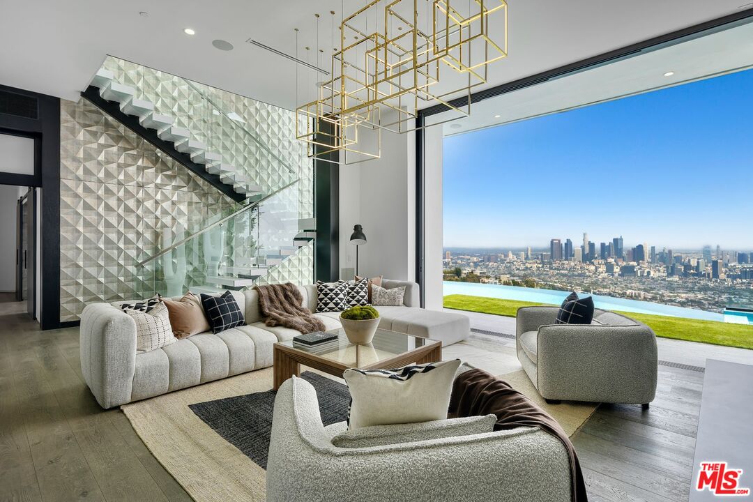 MLS #25534241 image #10