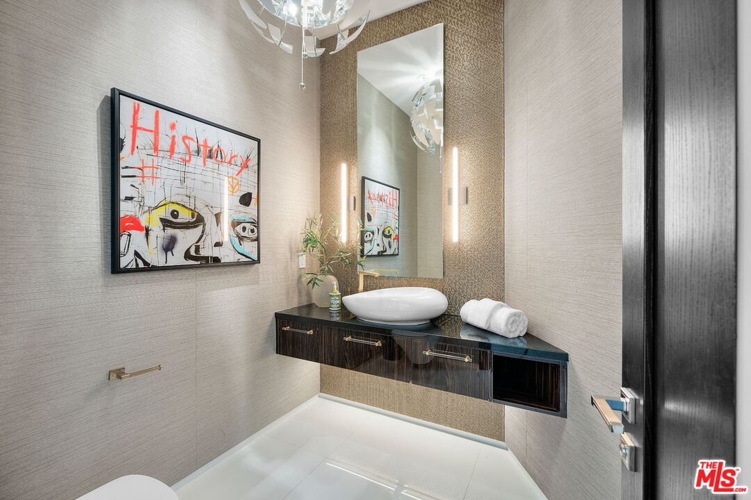 MLS #25534241 image #17