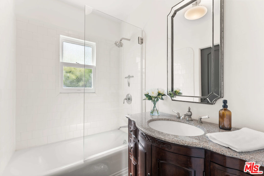 MLS #25534593 image #13