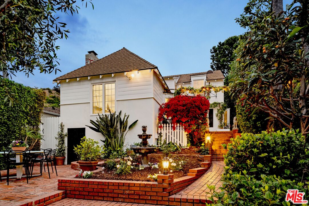 MLS #25534593 image #0