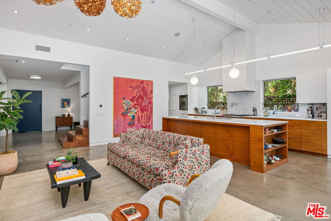 MLS #25534939 image #9