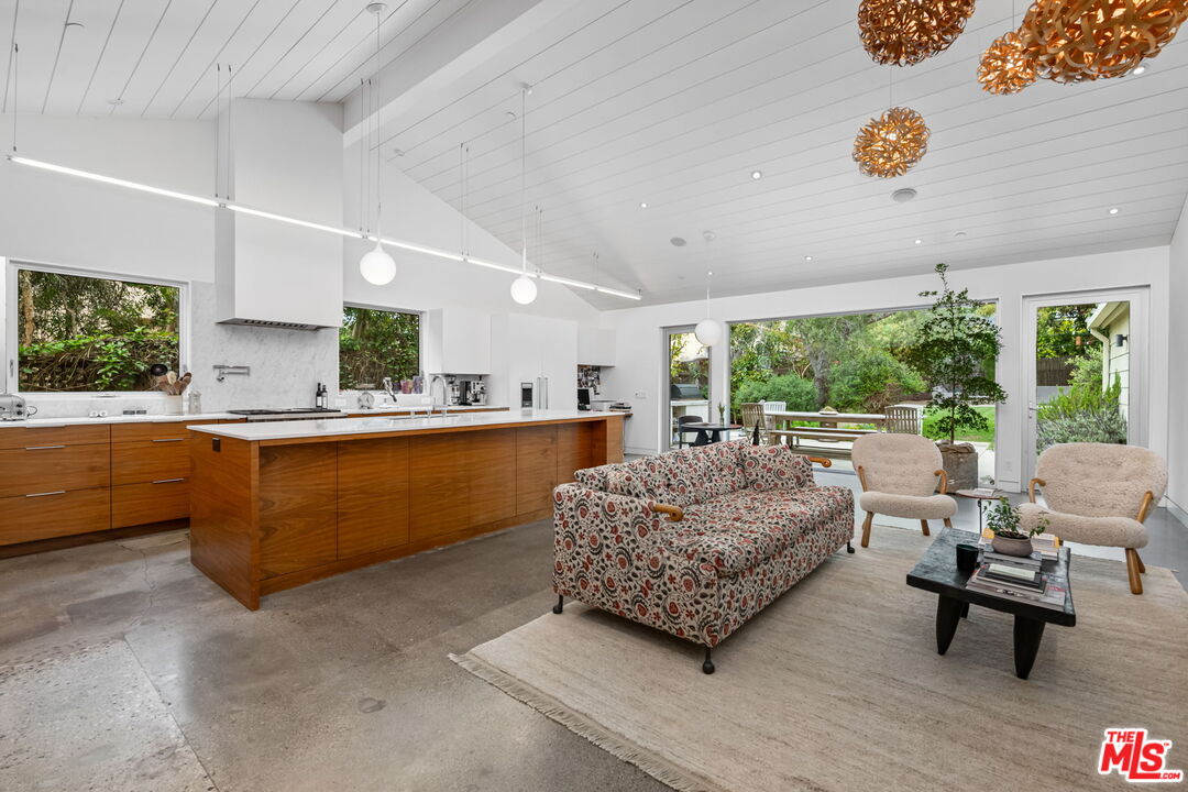 MLS #25534939 image #10