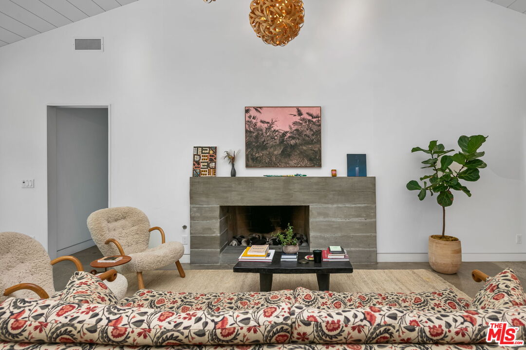 MLS #25534939 image #12