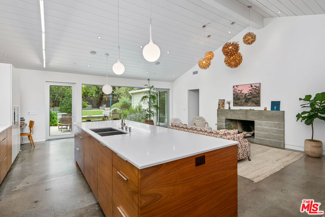 MLS #25534939 image #18