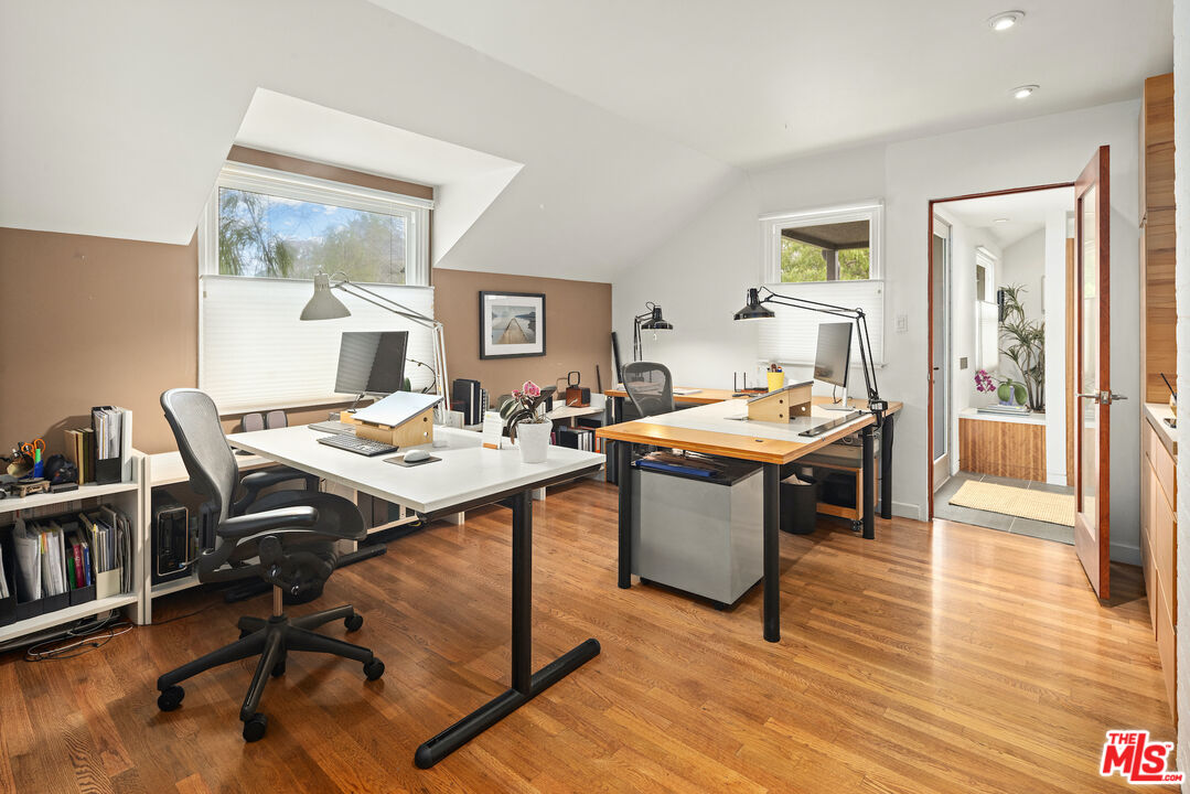 MLS #25535175 image #16