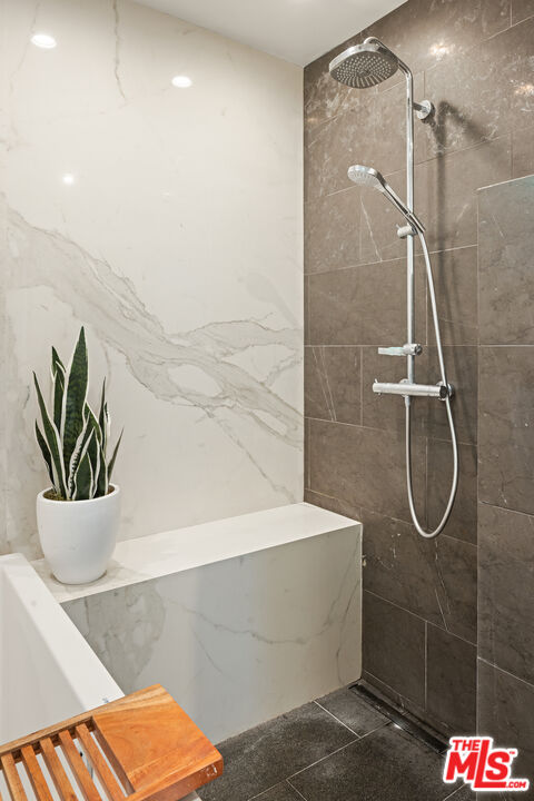 MLS #25535175 image #23