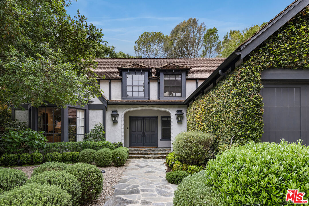 MLS #25535201 image #0